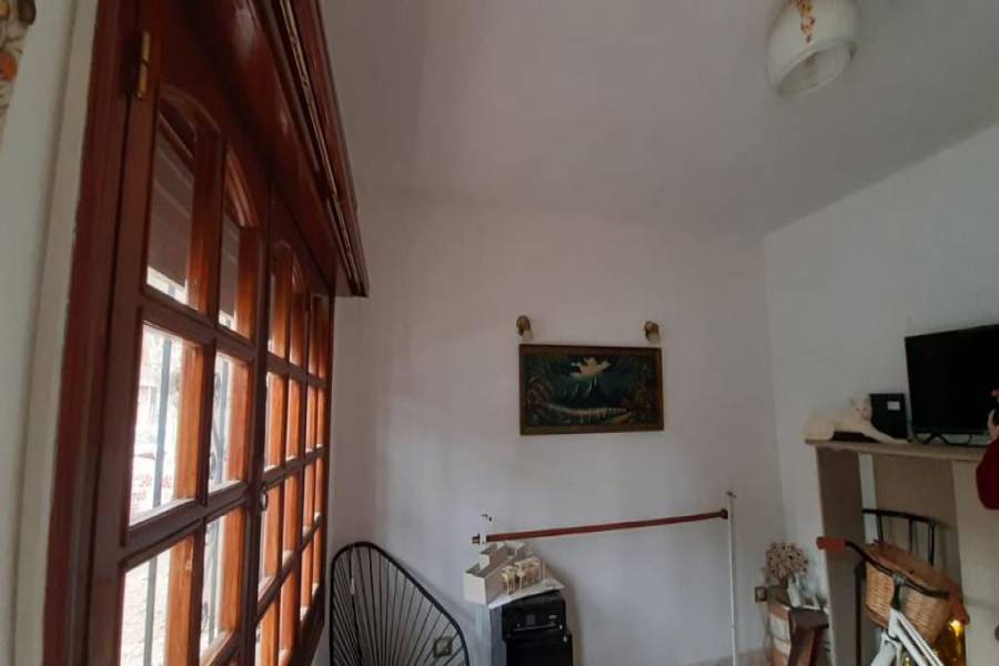 Rosario, Santa Fe, Argentina, 3 Habitaciones Habitaciones, ,1 BañoBathrooms,Casas,Venta,SAN LUIS,42779